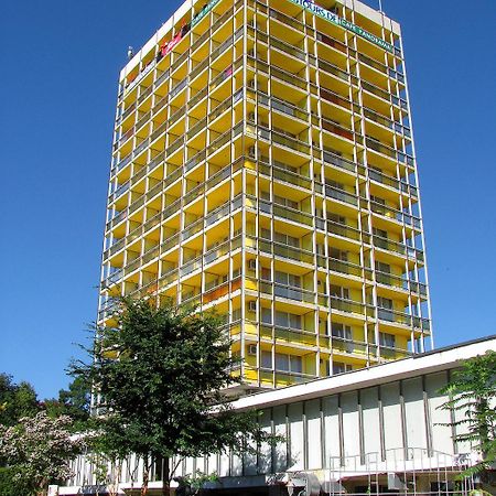 International Home Of Scientists Joliot Curie Saints Constantine and Helena Exterior foto